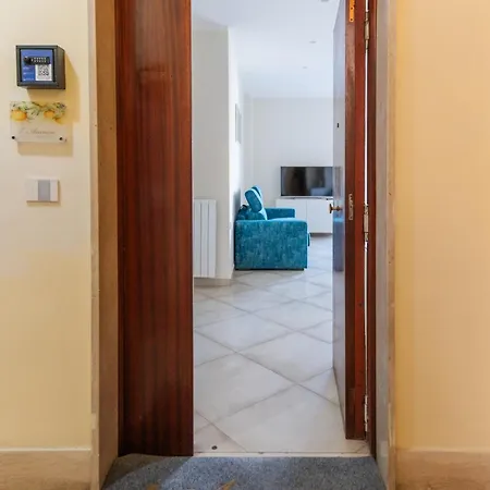 Apartment L'arancio House- 100 Mq- Center